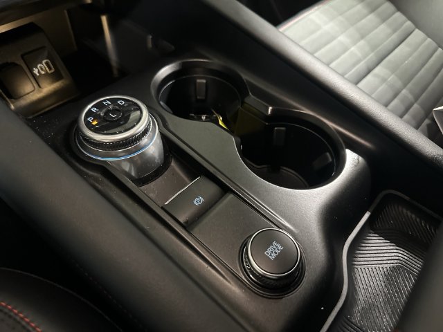 Certified 2025 Ford Explorer ST-Line AWD/4WD image 27