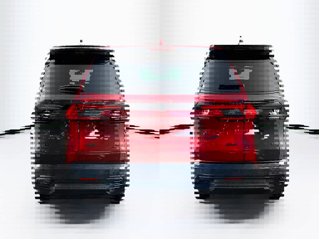 Used 2024 Toyota Grand Highlander XLE image 4