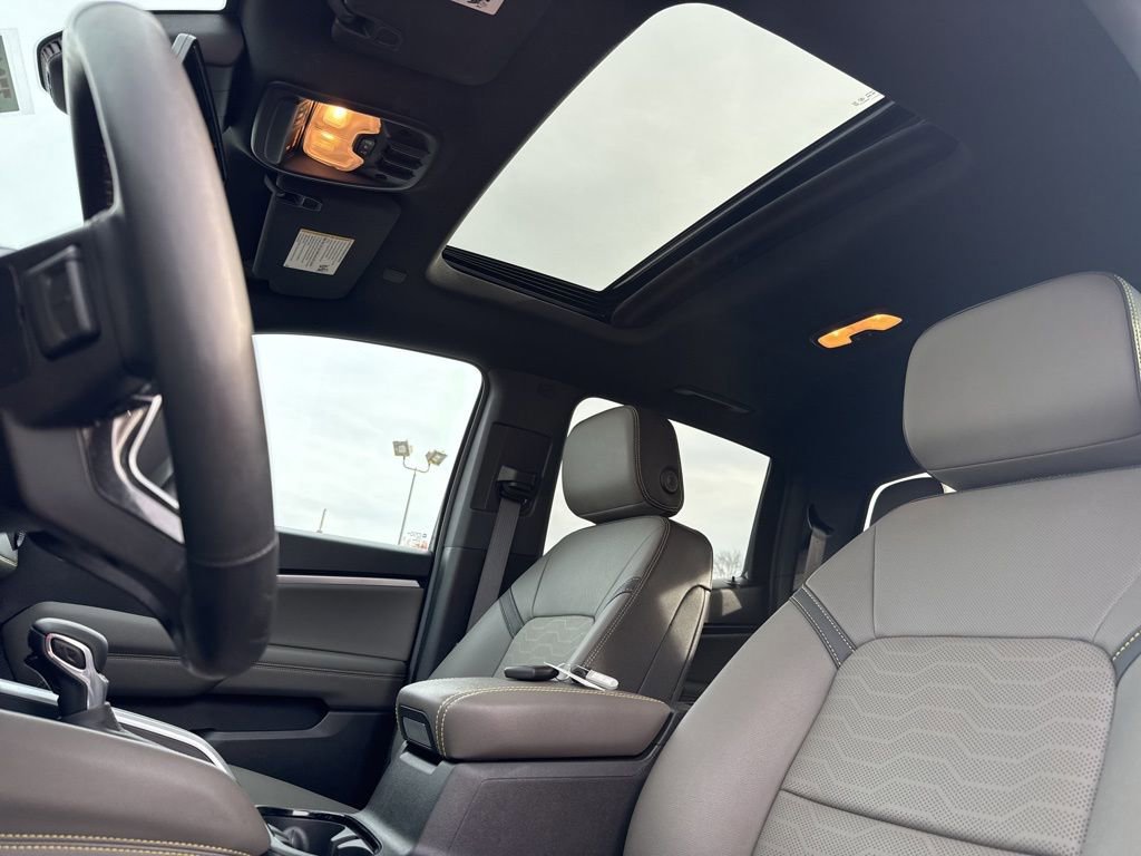 Used 2023 Chevrolet Colorado ZR2 w/ ZR2 Convenience Package III image 19