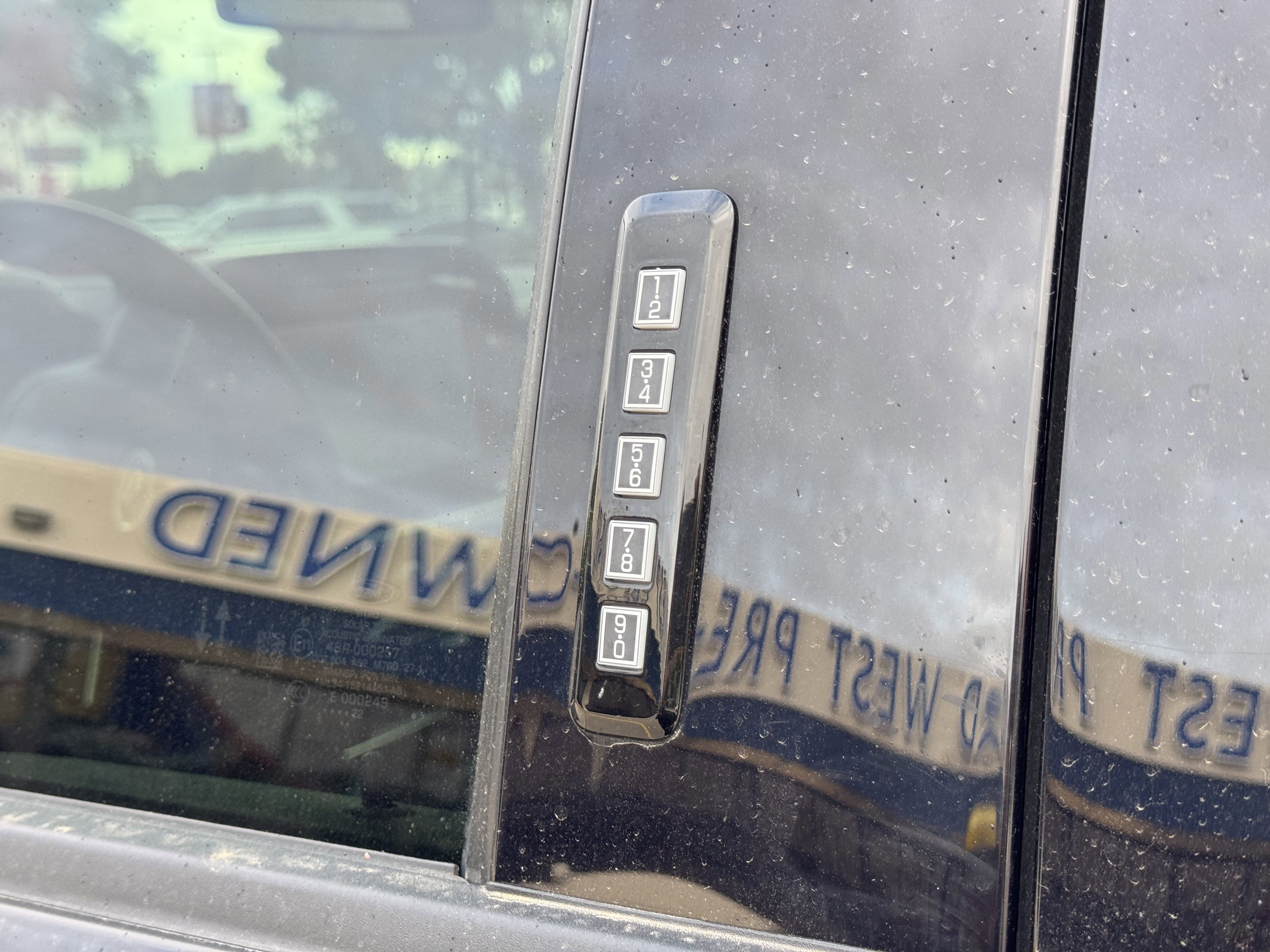 Certified 2022 Ford F150 Raptor w/ Raptor 37 Performance Package image 18