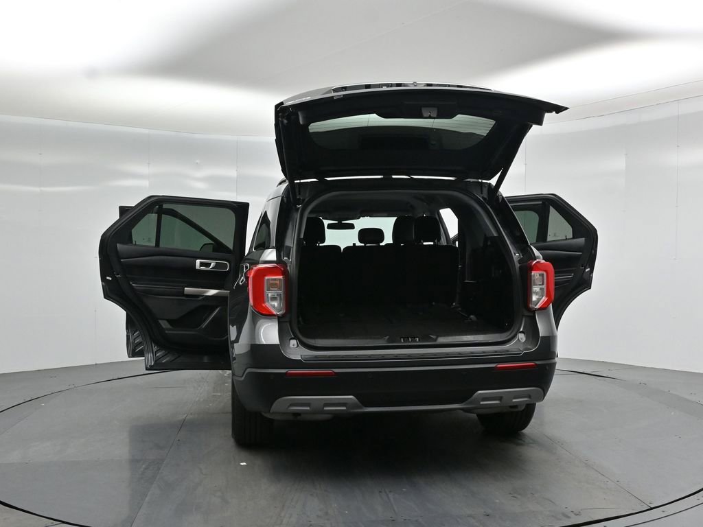 Certified 2020 Ford Explorer XLT w/ Equipment Group 202A image 35
