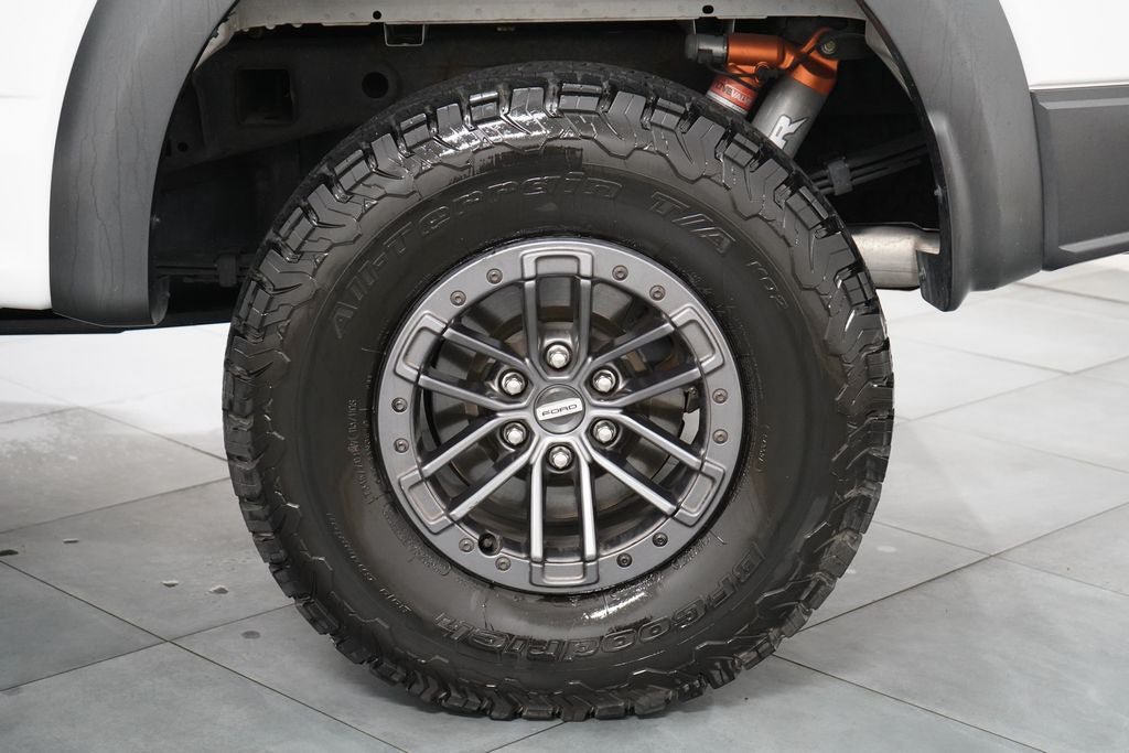 Certified 2019 Ford F150 Raptor w/ Equipment Group 802A Luxury AWD/4WD image 35