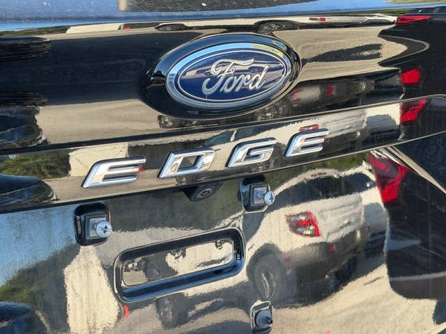 Certified 2024 Ford Edge SEL AWD/4WD image 11