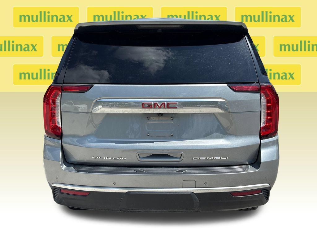 Used 2023 GMC Yukon XL Denali AWD/4WD image 8