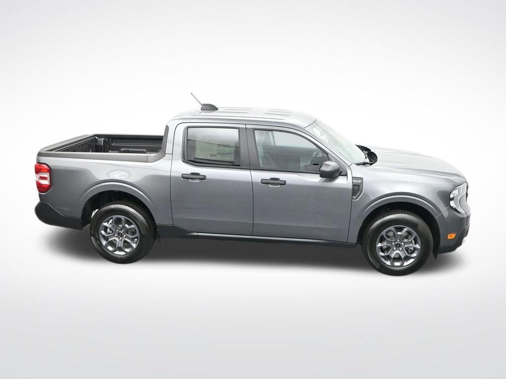 Certified 2025 Ford Ranger XLT w/ Equipment Group 301A High RWD image 23