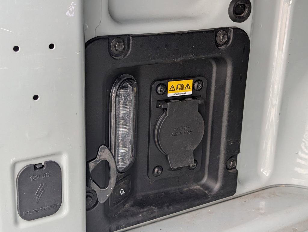 Certified 2023 Ford Maverick Lariat w/ Lariat Luxury Package image 11