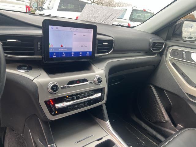 Certified 2022 Ford Explorer XLT w/ Equipment Group 202A image 11