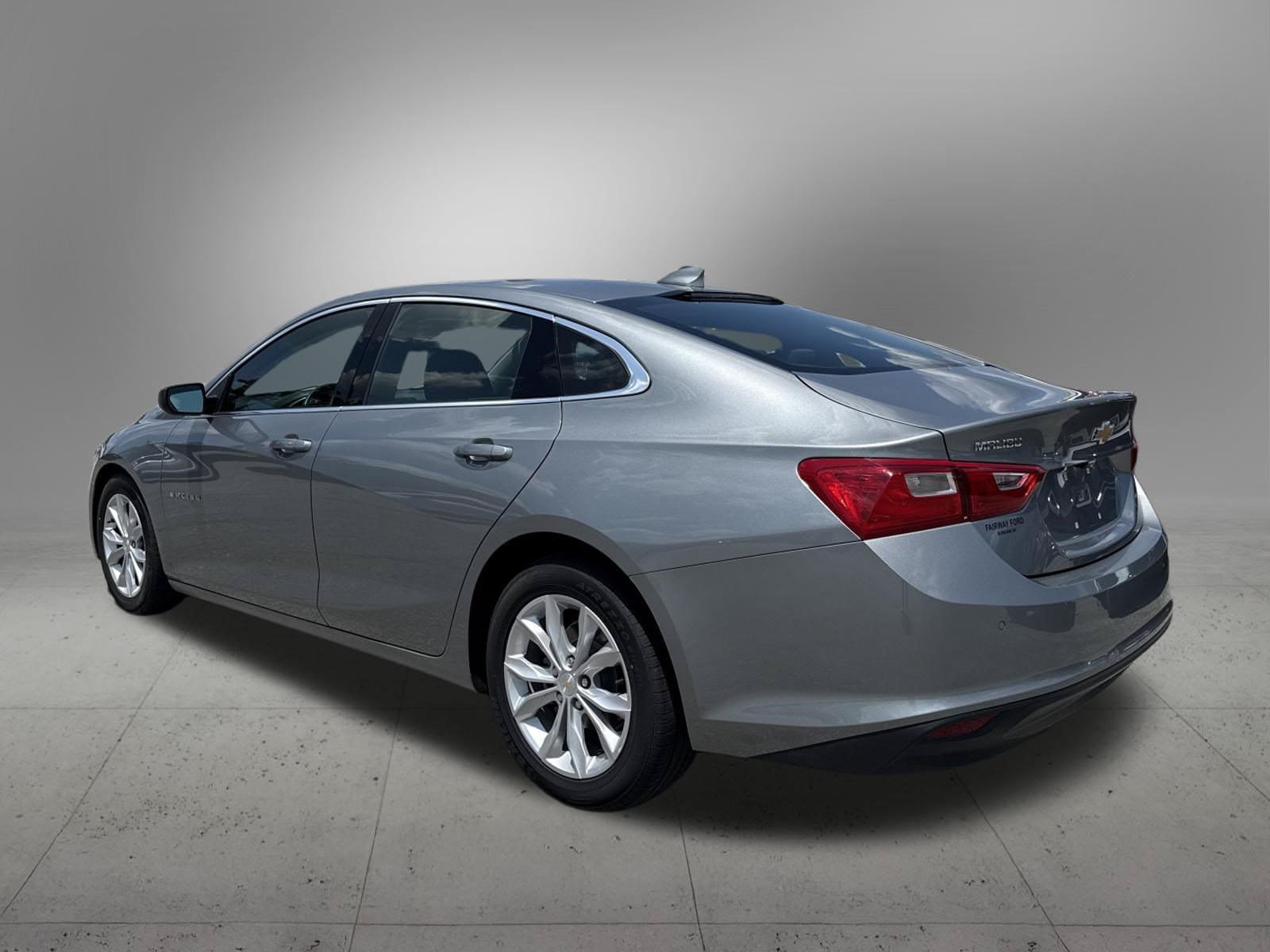 Used 2024 Chevrolet Malibu LT FWD image 3