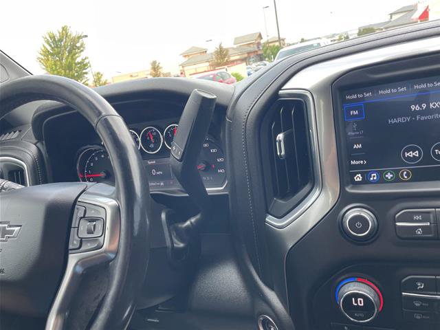 Used 2021 Chevrolet Silverado 1500 LT Trail Boss AWD/4WD image 31