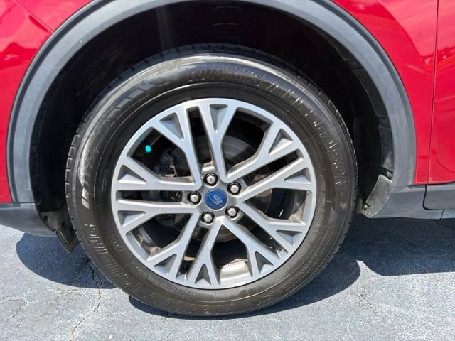 Certified 2022 Ford Escape SEL w/ Technology Package AWD/4WD image 10