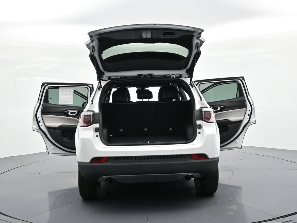 Used 2023 Jeep Compass Limited AWD/4WD image 31