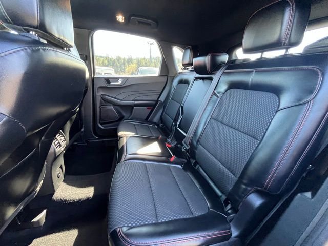 Certified 2023 Ford Escape ST-Line AWD/4WD image 13