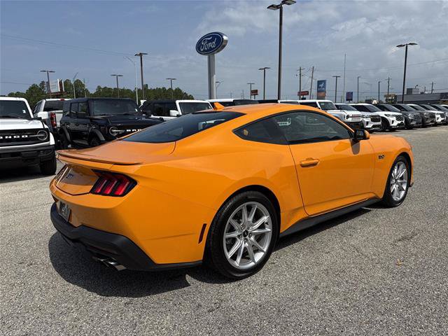 Certified 2026 Ford Mustang GT Premium RWD image 3