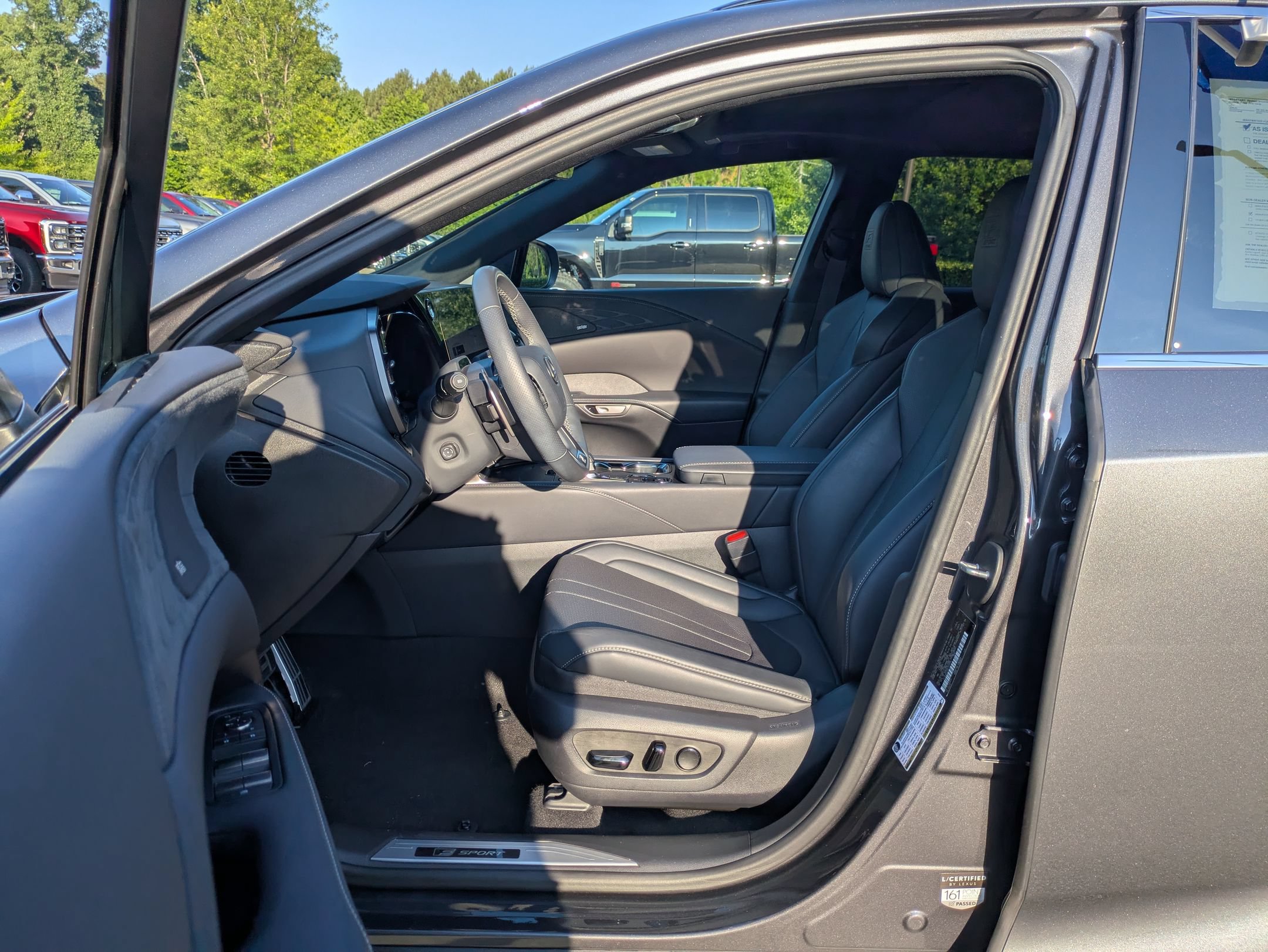 Used 2024 Lexus RX 350 F Sport w/ Convenience Package AWD/4WD image 12