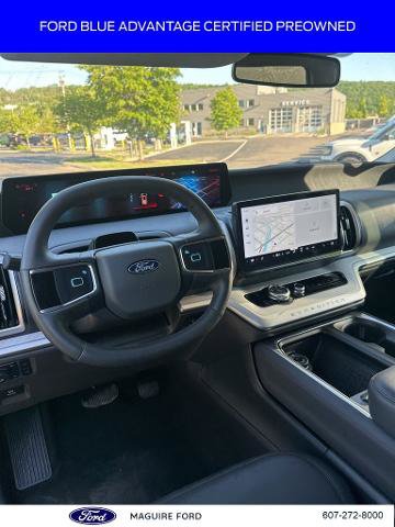 Certified 2025 Ford Expedition Active AWD/4WD image 15
