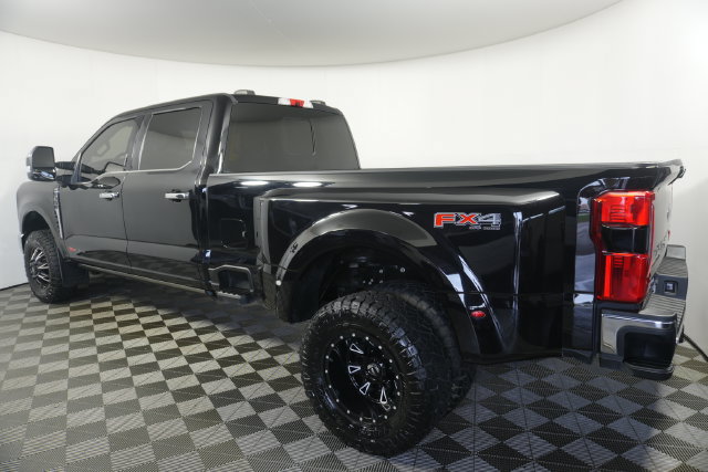 Certified 2024 Ford F350 Lariat w/ Lariat Ultimate Package AWD/4WD image 5