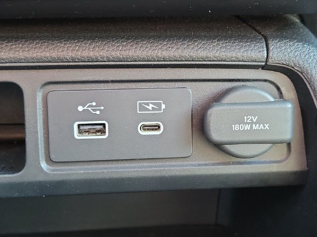 Used 2024 Honda Pilot Touring image 17