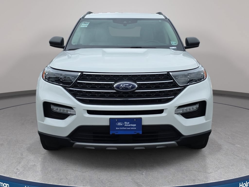 Certified 2023 Ford Explorer XLT w/ Equipment Group 202A AWD/4WD image 2