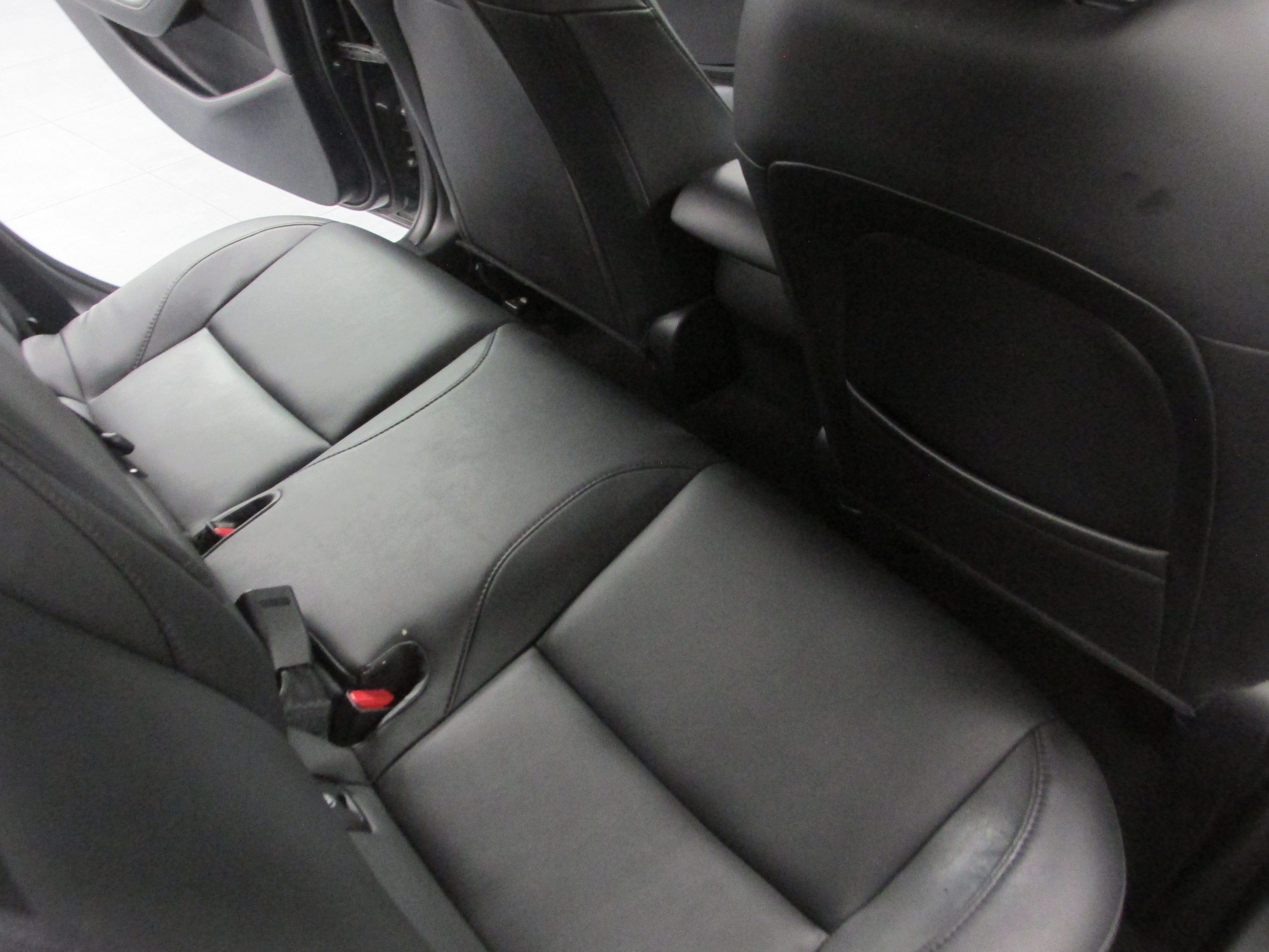 Used 2024 MAZDA MAZDA3 s FWD image 25