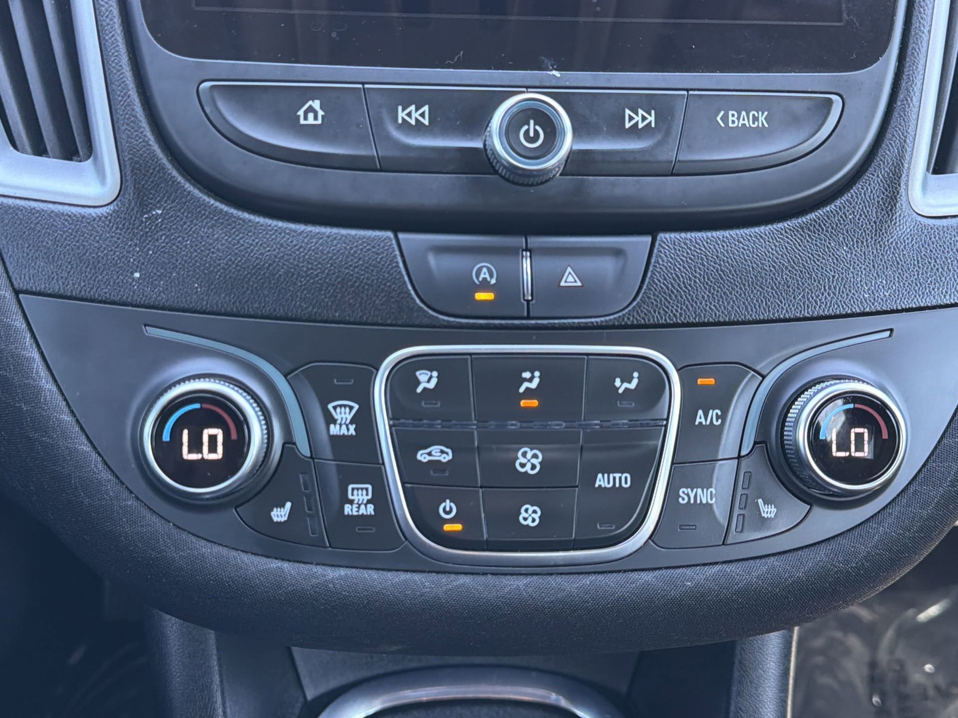 Used 2023 Chevrolet Malibu LT image 15