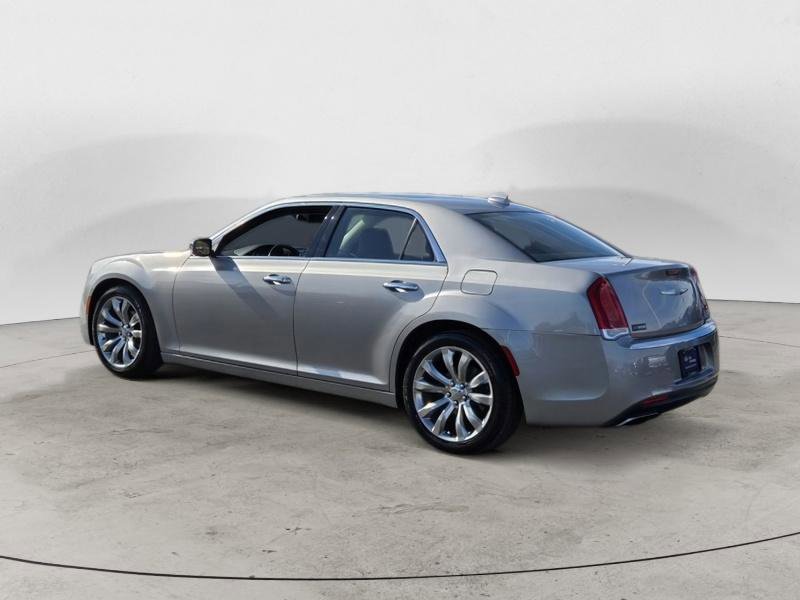 Used 2018 Chrysler 300 Limited w/ Safetytec Plus Group image 3