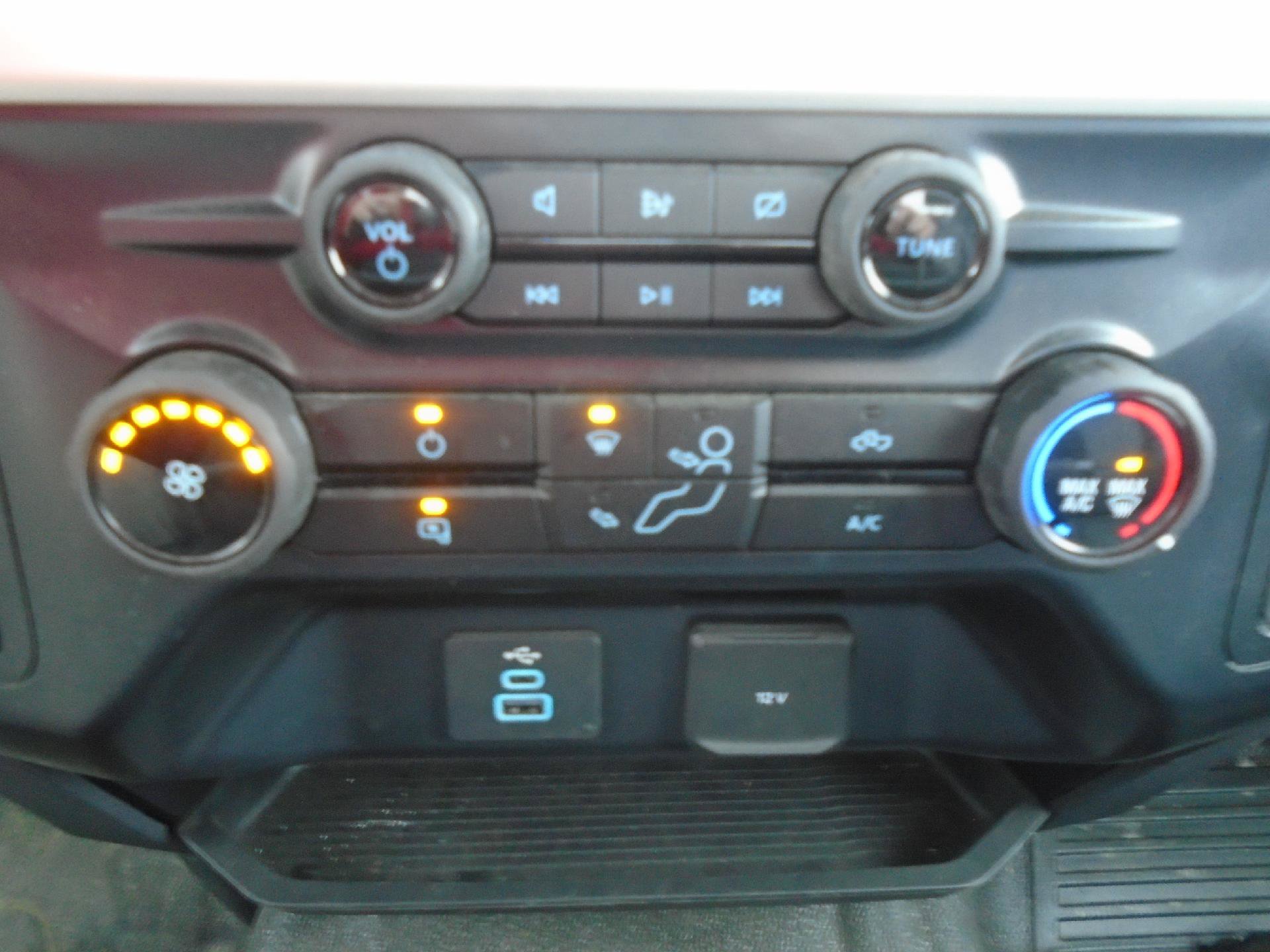 Certified 2023 Ford F250 XL w/ Snow Plow Prep Package AWD/4WD image 16