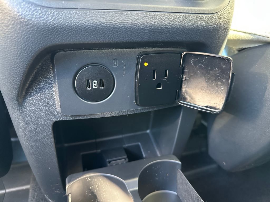 Certified 2025 Ford Explorer Platinum w/ Ultimate Package image 27