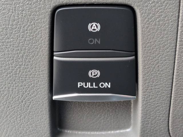 Certified 2024 Ford Transit 350 XLT RWD image 21