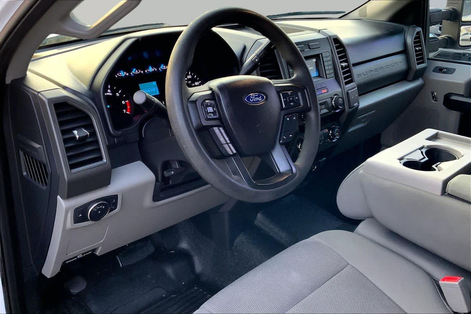 Certified 2019 Ford F250 XL w/ XL Value Package AWD/4WD image 14
