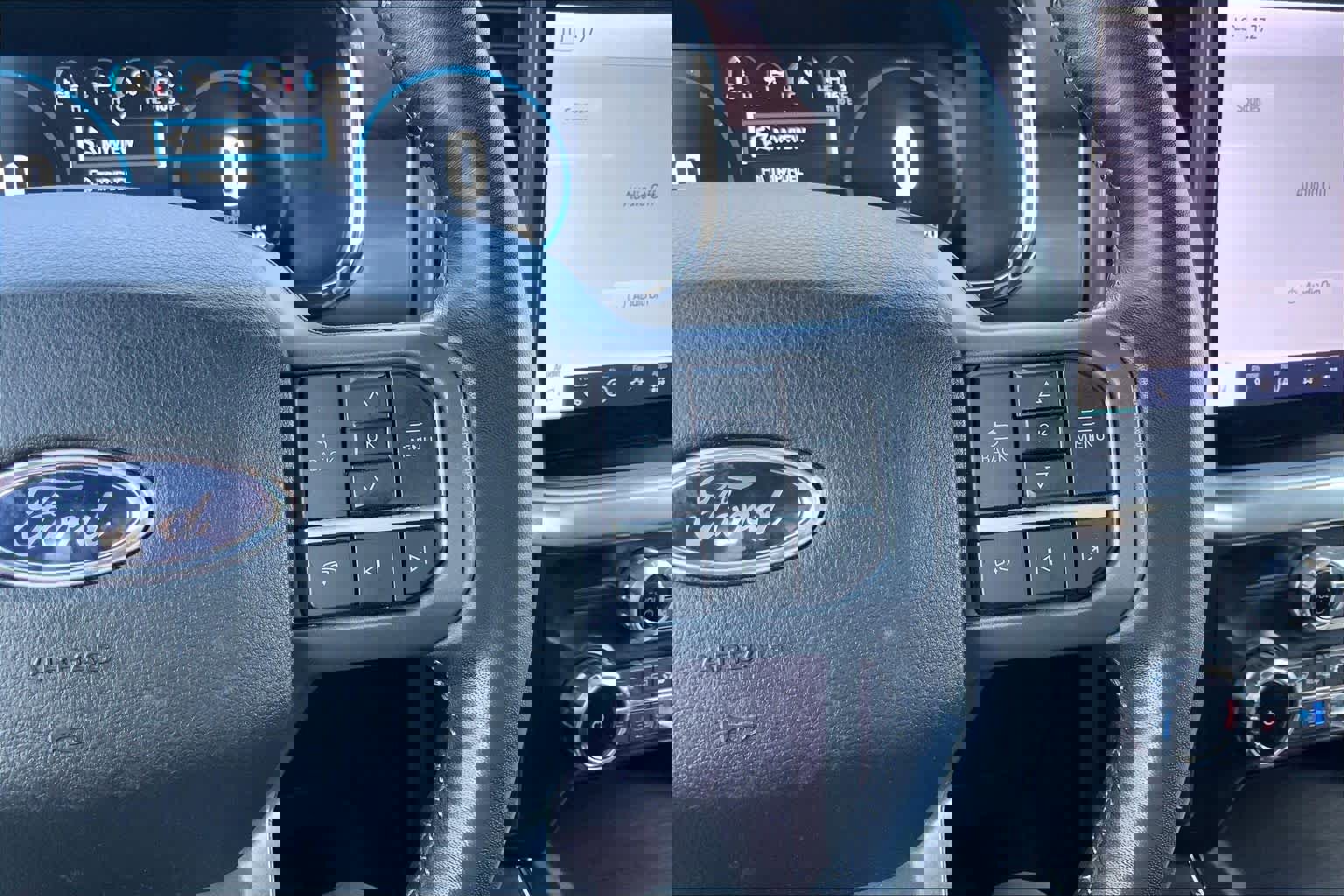 Certified 2023 Ford F150 Lariat w/ Equipment Group 502A High image 23