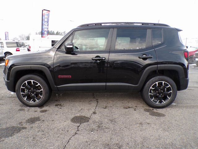 Used 2023 Jeep Renegade Trailhawk w/ Sun/Sound Group image 2