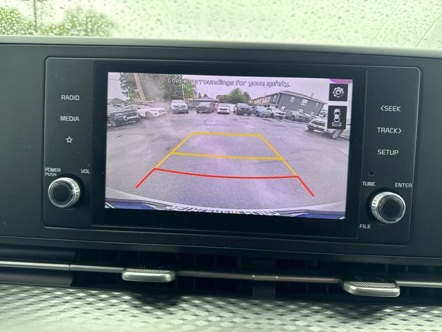 Used 2022 Kia Carnival LX FWD image 20