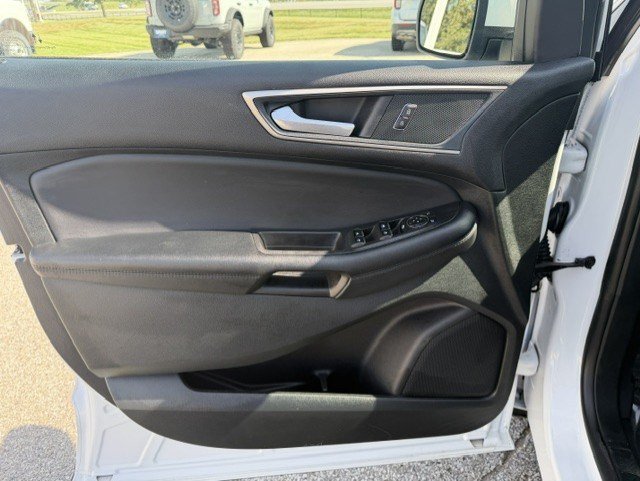 Certified 2024 Ford Edge SEL AWD/4WD image 10