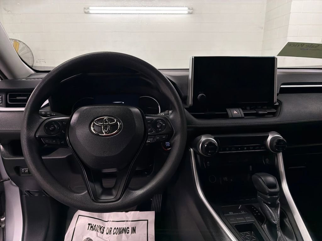 Used 2023 Toyota RAV4 XLE image 11
