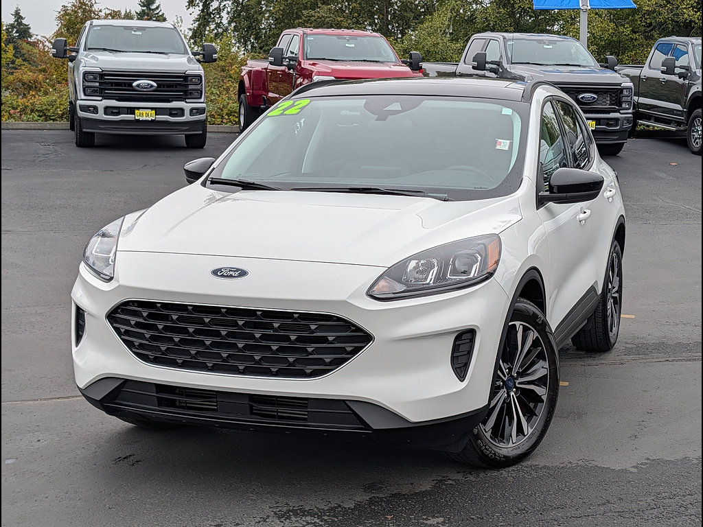 Certified 2022 Ford Escape SE w/ SE Sport Appearance Package