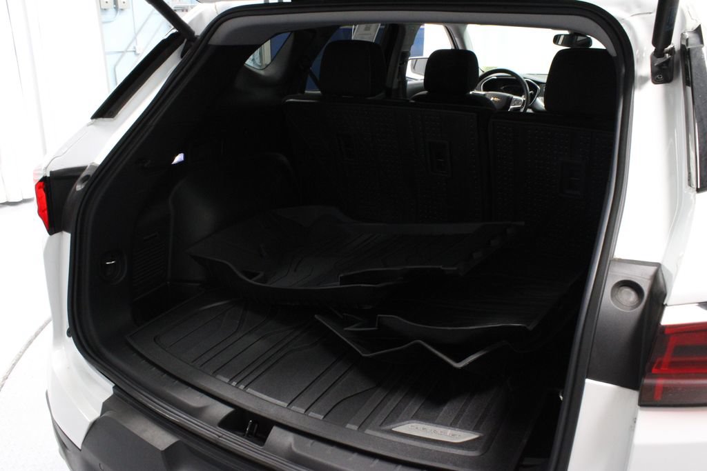 Used 2024 Chevrolet Blazer LT w/ Convenience Package FWD image 14