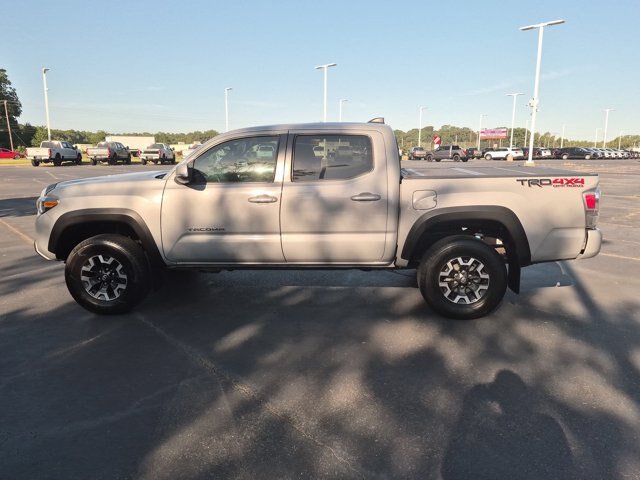 Used 2021 Toyota Tacoma TRD Off-Road w/ Technology Package AWD/4WD image 7