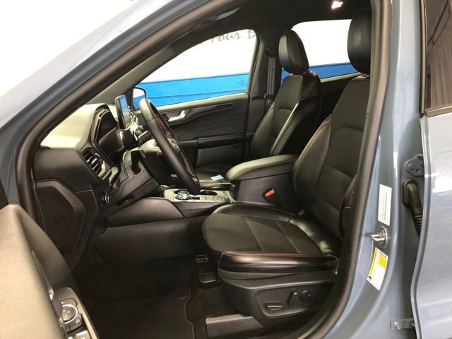 Certified 2025 Ford Escape ST-Line Elite image 27