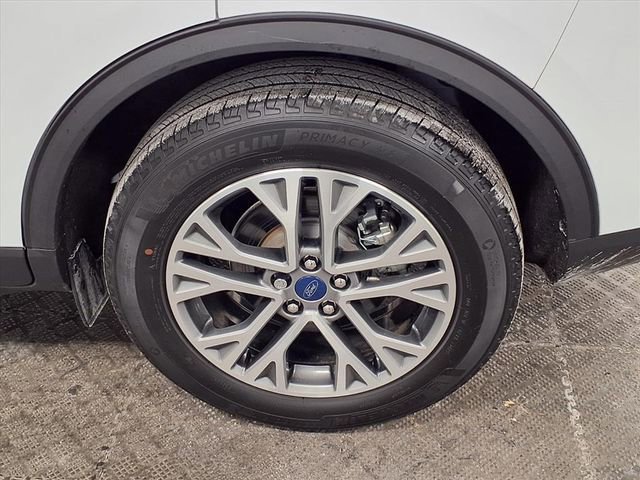 Certified 2022 Ford Escape SEL image 28