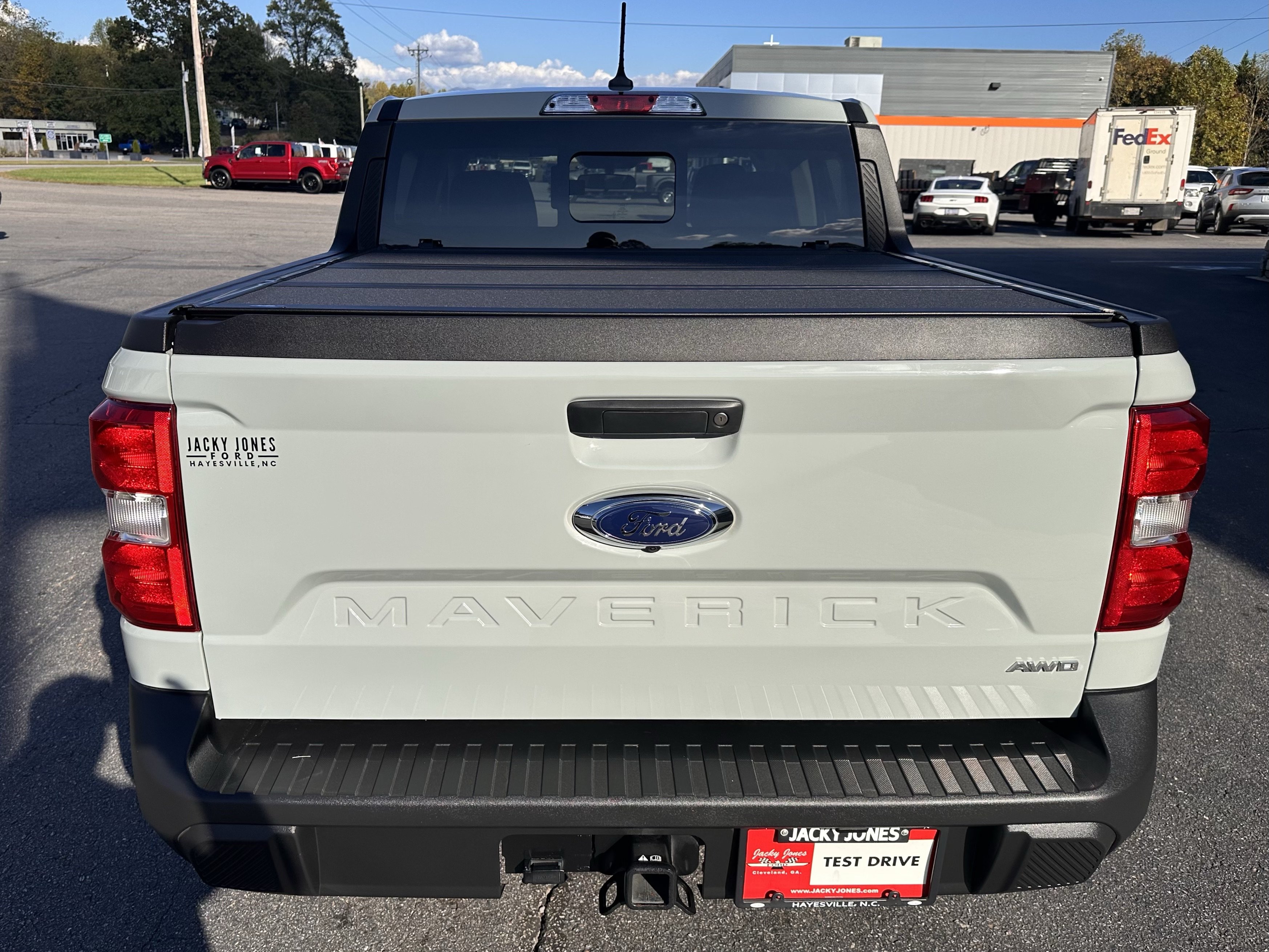 Certified 2022 Ford Maverick XLT w/ Equipment Group 300A Standard AWD/4WD image 9