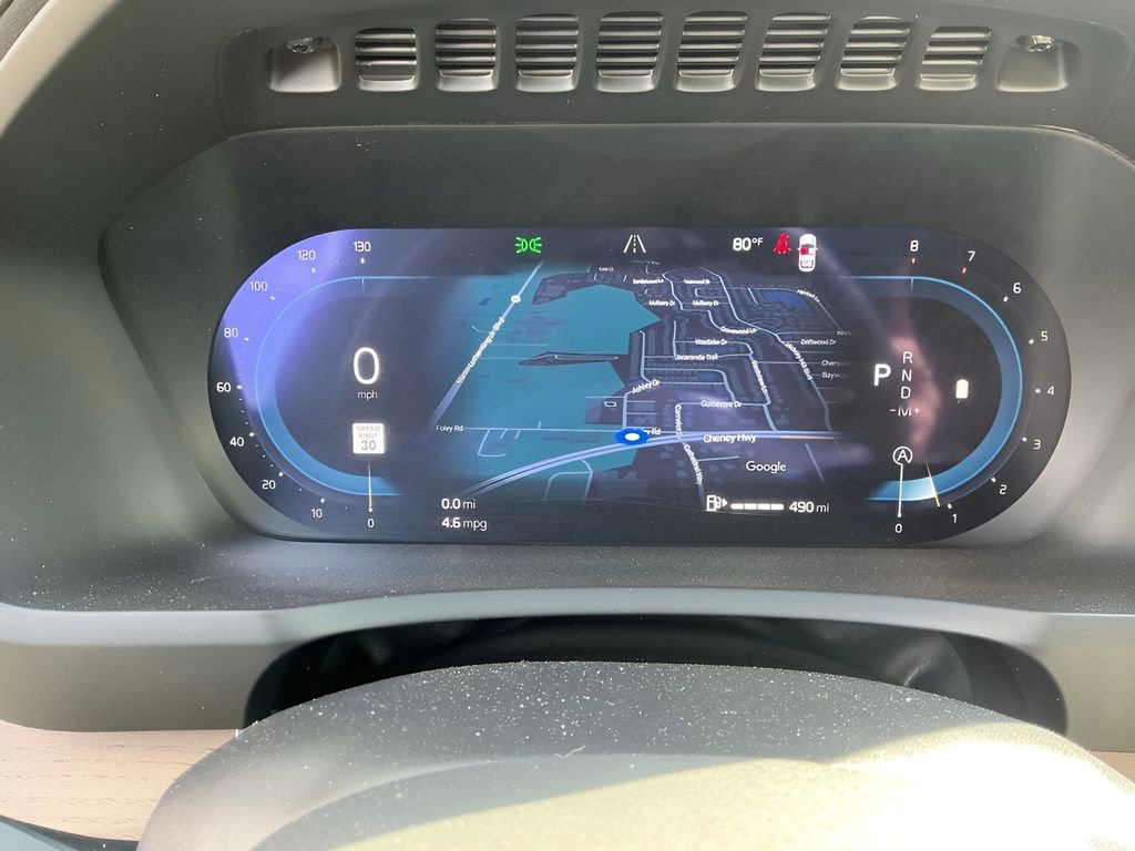 Used 2025 Volvo XC90 B6 Plus image 31