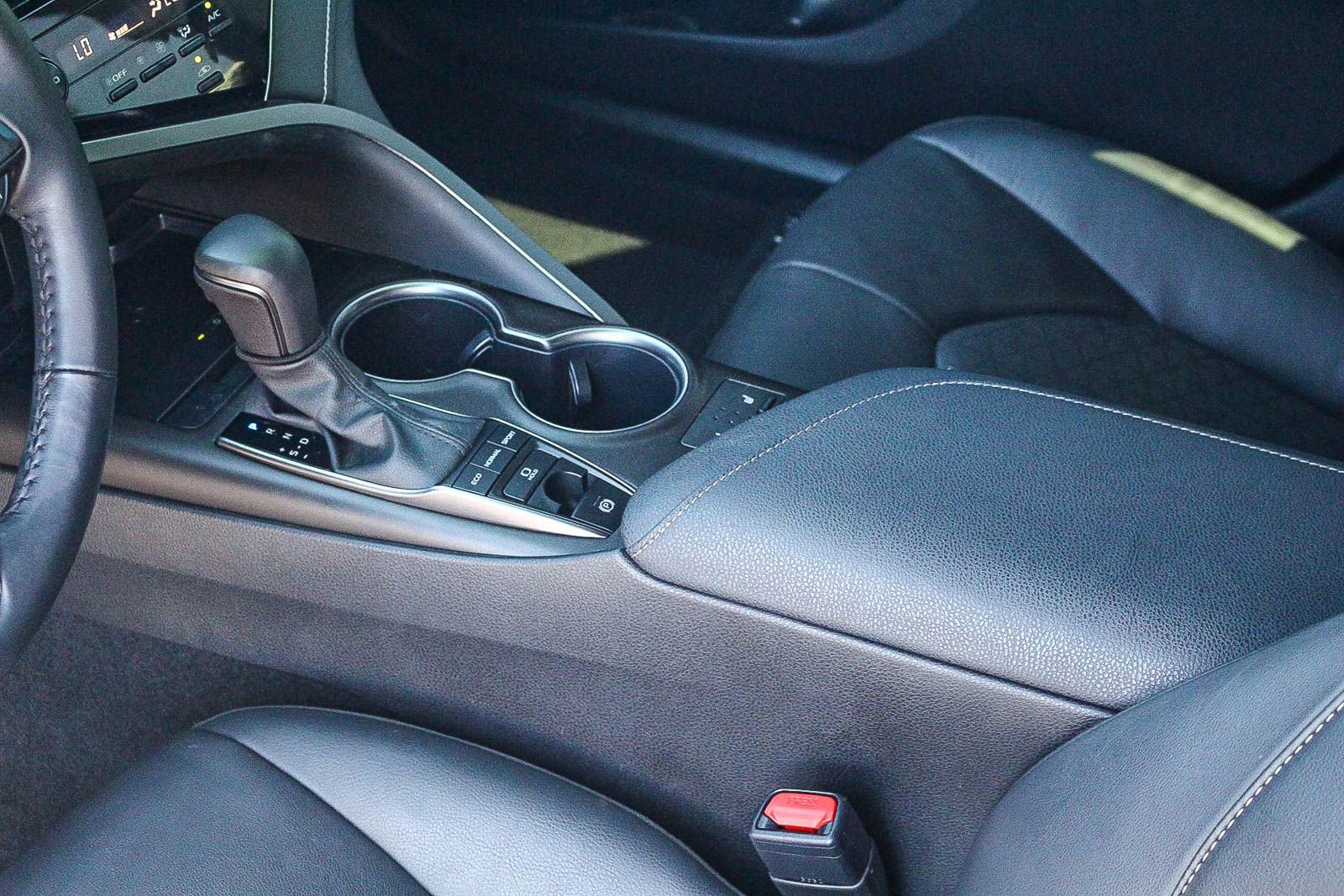 Used 2023 Toyota Camry XSE image 21