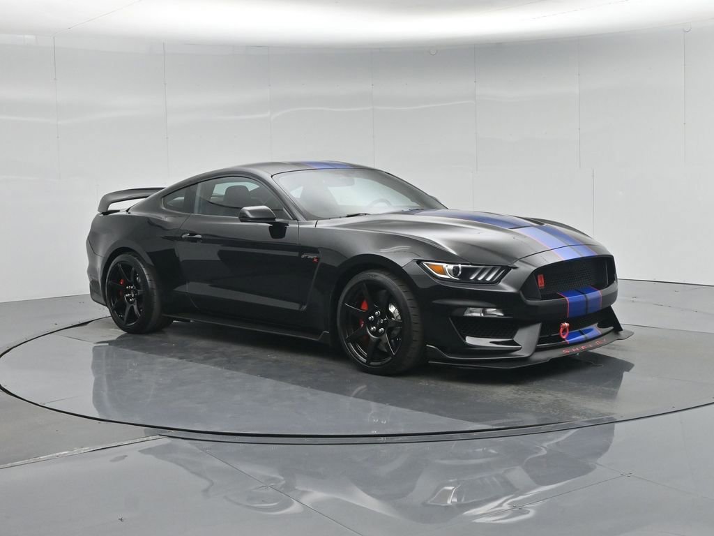 Certified 2017 Ford Mustang Shelby GT350R w/ GT350R Equipment Group 920A image 3