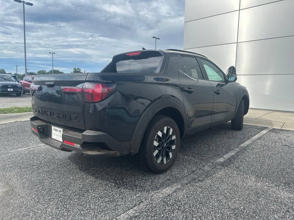 Used 2026 Hyundai Santa Cruz SEL FWD image 5