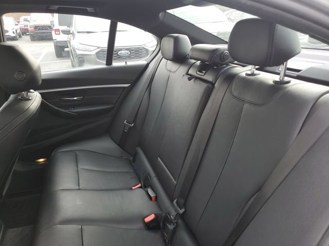 Used 2018 BMW 330i xDrive Sedan w/ Convenience Package image 30