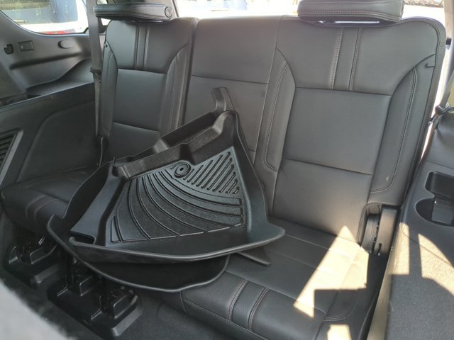 Used 2022 Chevrolet Tahoe RST w/ Sport Performance Package AWD/4WD image 32