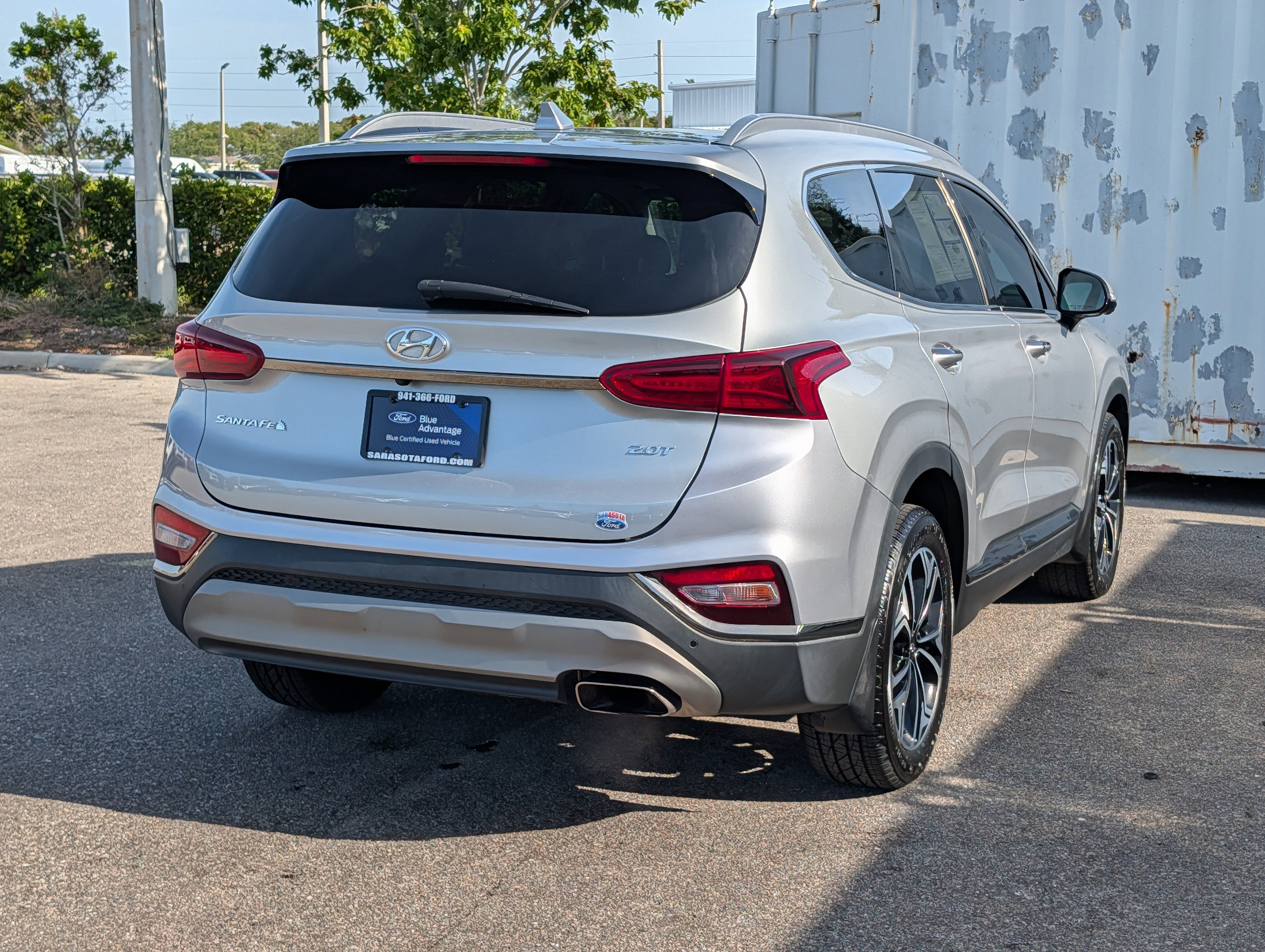 Used 2020 Hyundai Santa Fe Limited FWD image 4