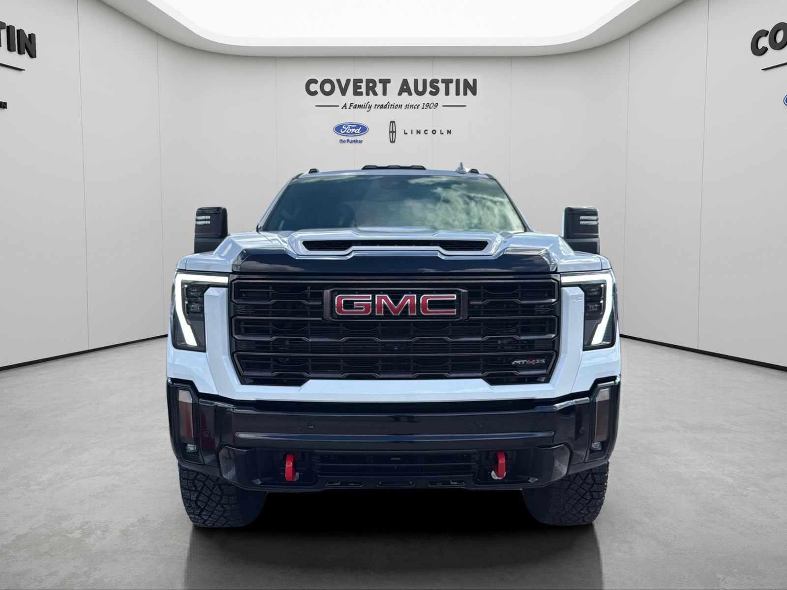 Used 2024 GMC Sierra 2500 AT4X AWD/4WD image 8