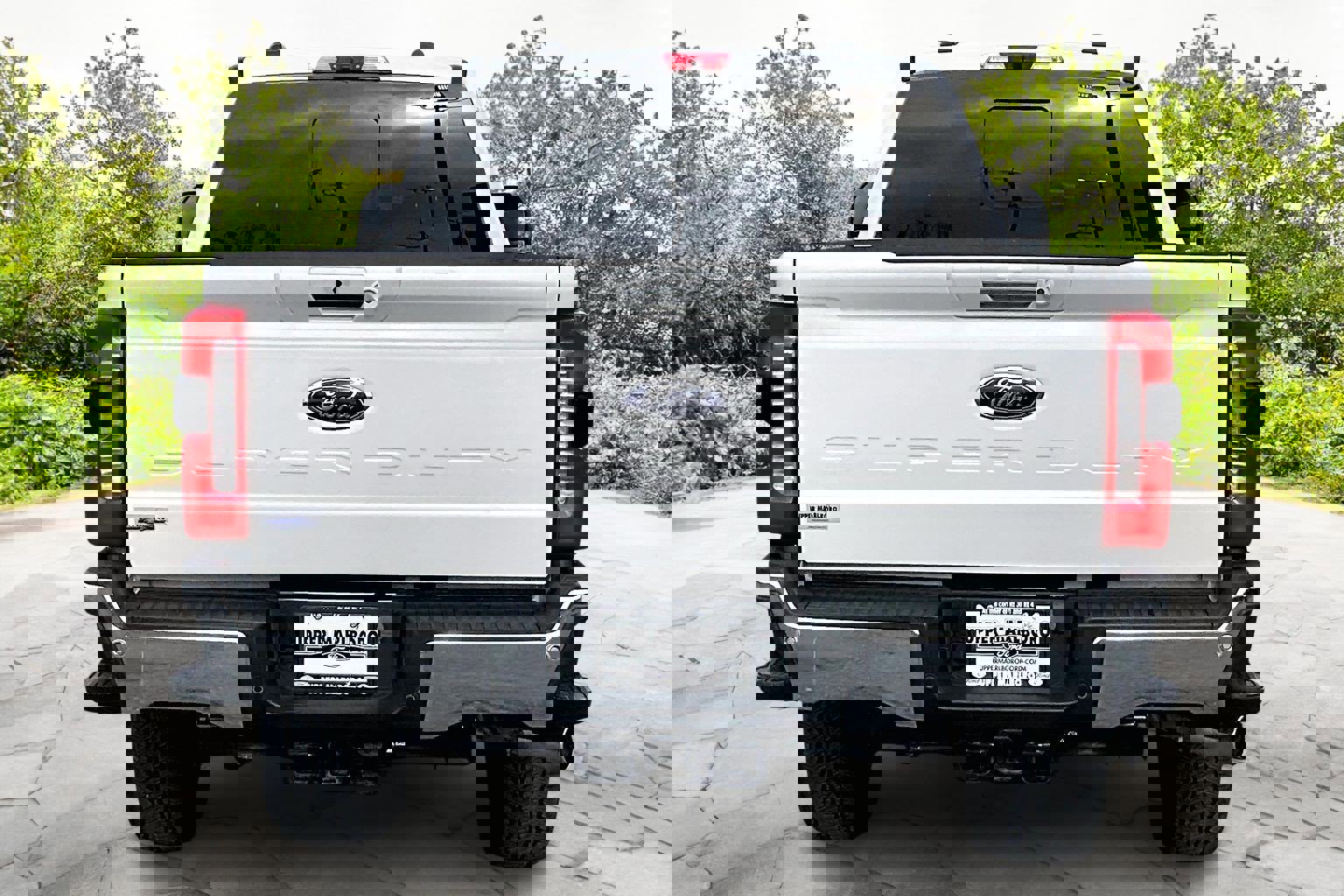 Certified 2024 Ford F250 Lariat w/ Lariat Ultimate Package image 4