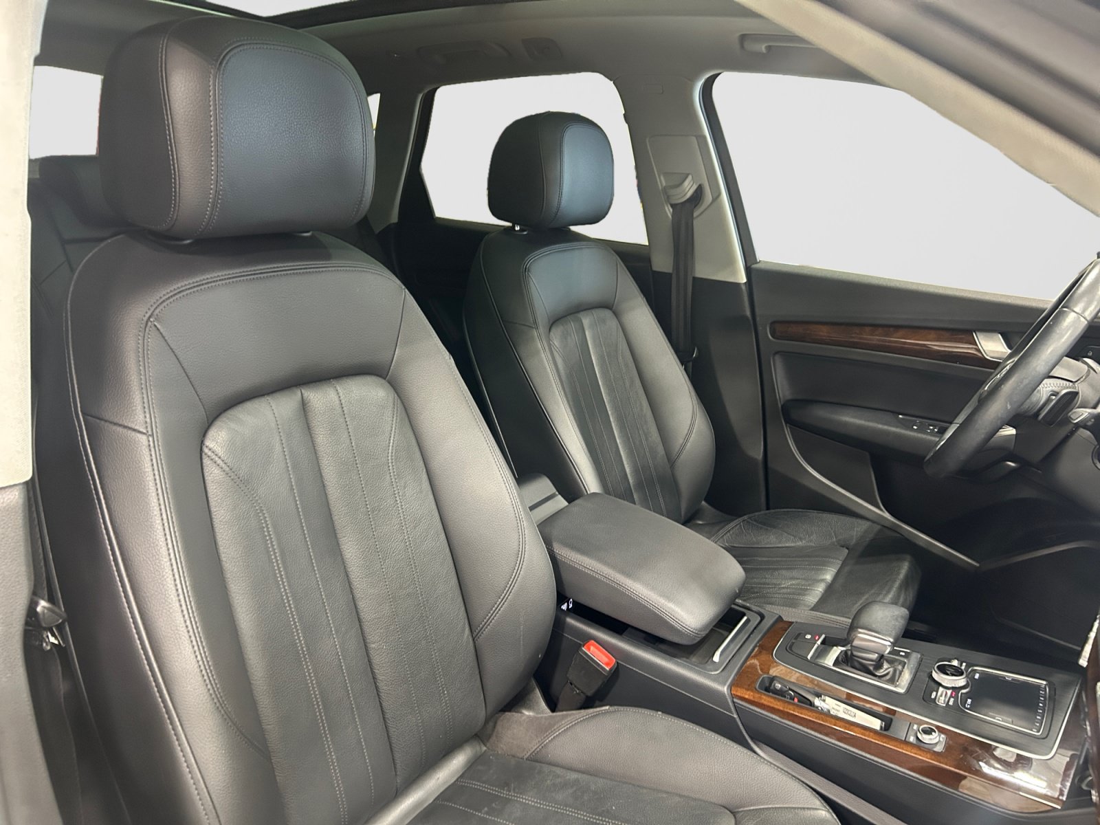 Used 2018 Audi Q5 2.0T Premium AWD/4WD image 24